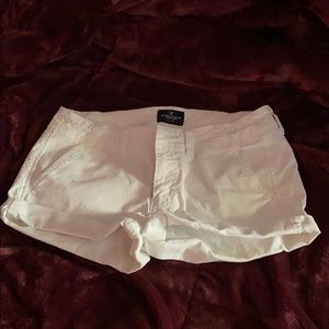 American Eagle shortie shorts in white